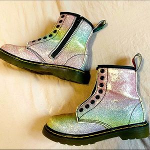 Kids Dr. Martens!